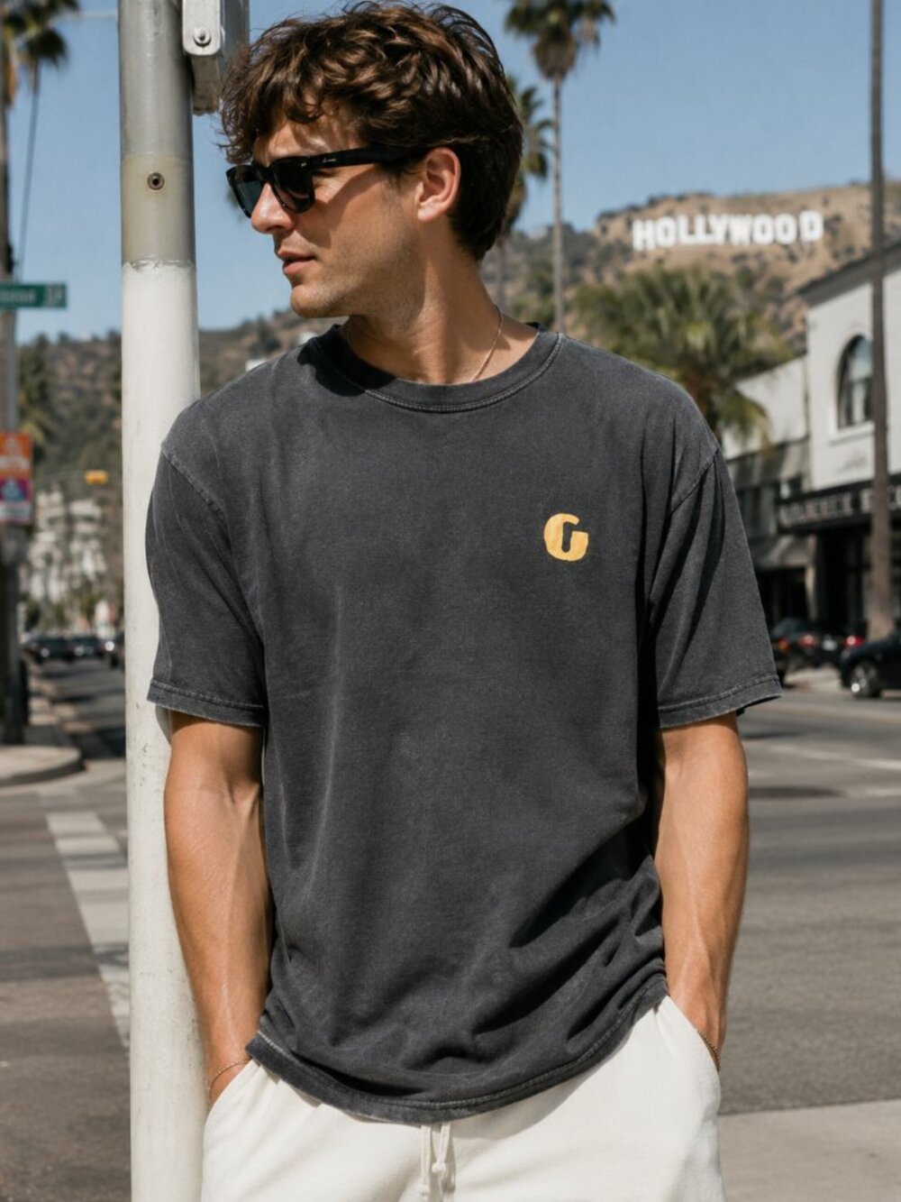 Gallery Dept. Hollywood CA Short Sleeve Graphic T-Shirt Gray Small